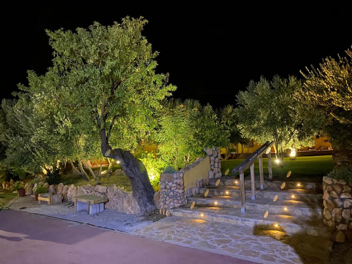 Cortijo Bustamante Konuk evi Baza Dış mekan fotoğraf