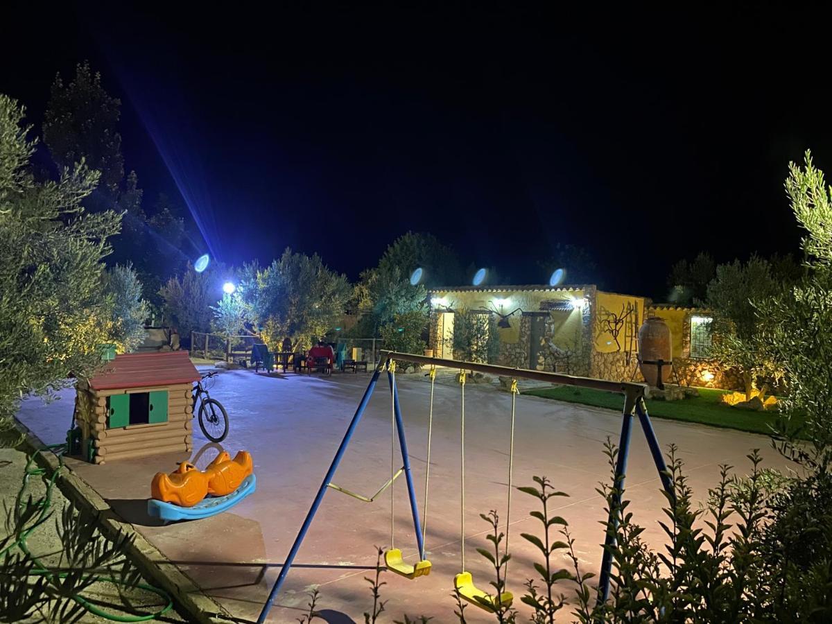 Cortijo Bustamante Konuk evi Baza Dış mekan fotoğraf