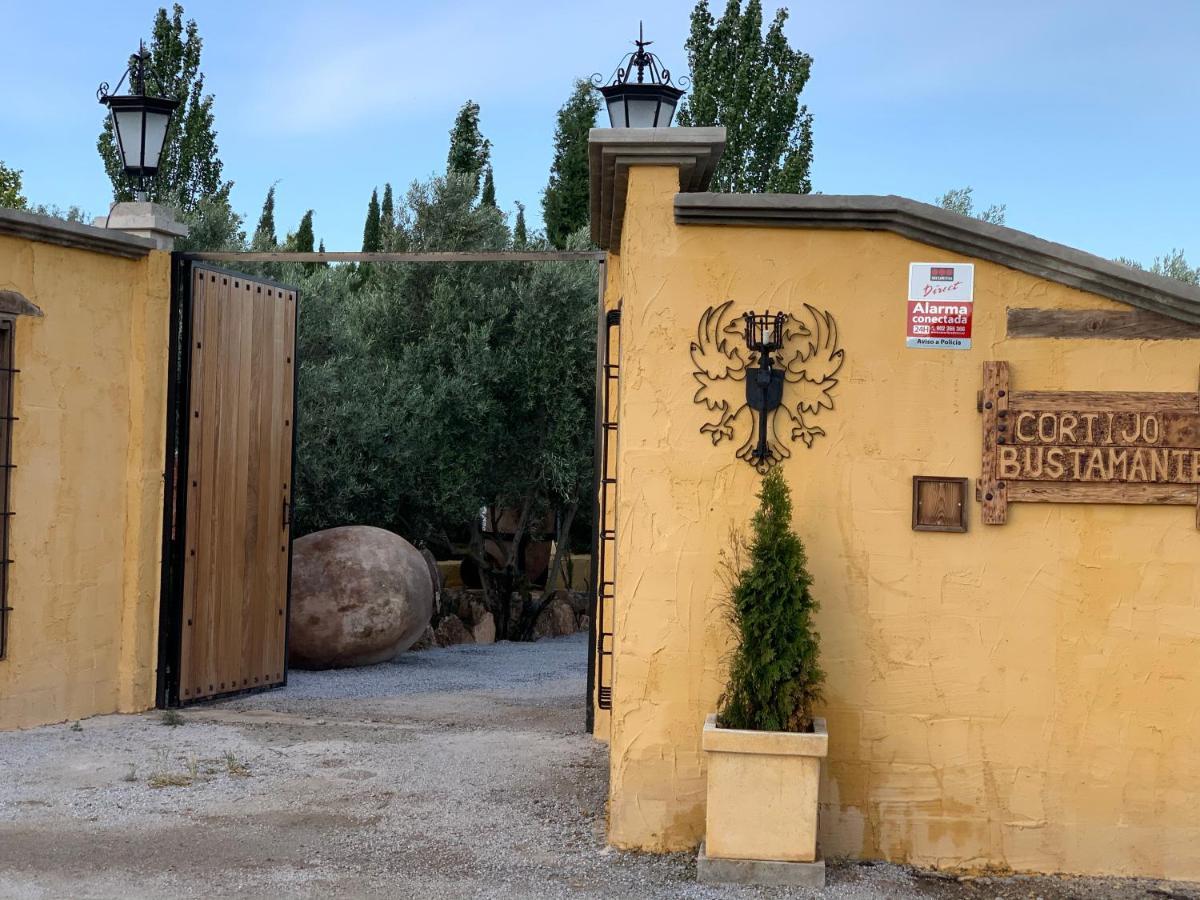 Cortijo Bustamante Konuk evi Baza Dış mekan fotoğraf